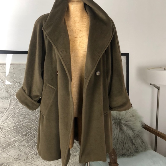 MaxMara Jackets & Blazers - MaxMara teddy oversized wool coat size 10